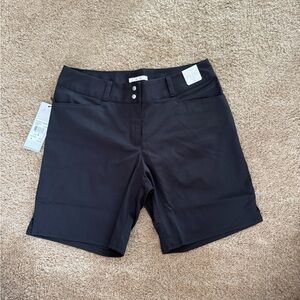 Women's Essential 7” Black Golf Shorts